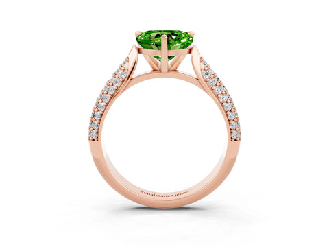 Rose gold Heart Cut Diamond Solitaire Engagement Ring with Pavé Band and Four-Prong Setting_3