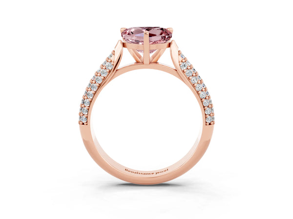 Rose gold Heart Cut Diamond Solitaire Engagement Ring with Pavé Band and Four-Prong Setting