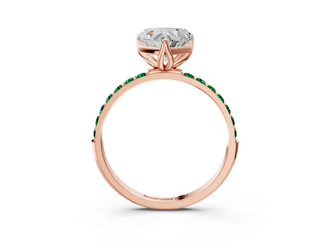 Rose gold Heart Cut Diamond Solitaire Engagement Ring with Round with Emerald side stone Pavé Band and Prong Setting_3