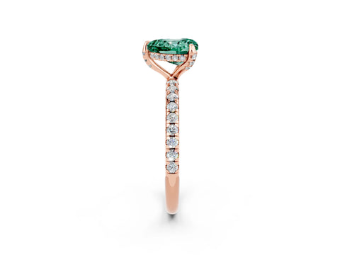Rose gold Heart Cut Diamond Solitaire Ring with Four-Prong Setting and Pavé Band_2