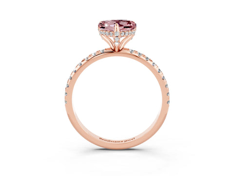 Rose gold Heart Cut Diamond Solitaire Ring with Four-Prong Setting and Pavé Band_3
