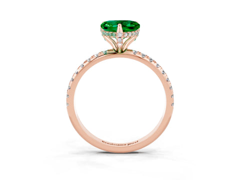 Rose gold Heart Cut Diamond Solitaire Ring with Four-Prong Setting and Pavé Band_3