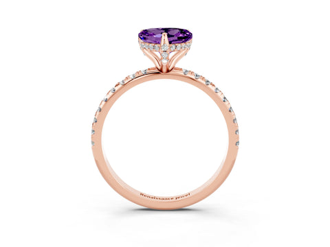 Rose gold Heart Cut Diamond Solitaire Ring with Four-Prong Setting and Pavé Band_3