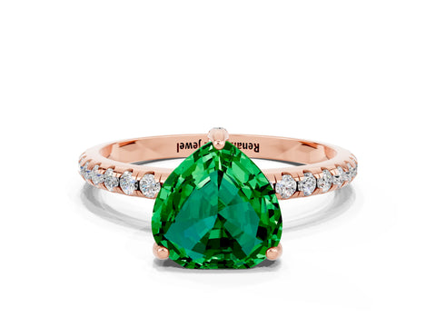 Rose gold Heart Cut Diamond Solitaire Ring with Four-Prong Setting and Pavé Band