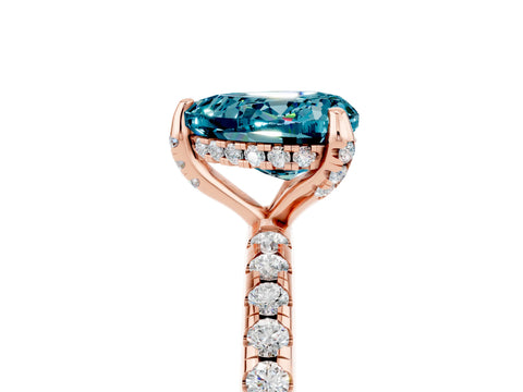 Rose gold Heart Cut Diamond Solitaire Ring with Four-Prong Setting and Pavé Band_5