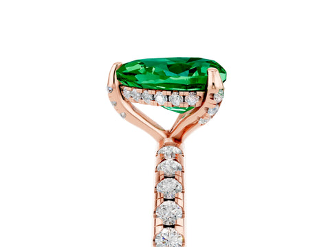 Rose gold Heart Cut Diamond Solitaire Ring with Four-Prong Setting and Pavé Band_5