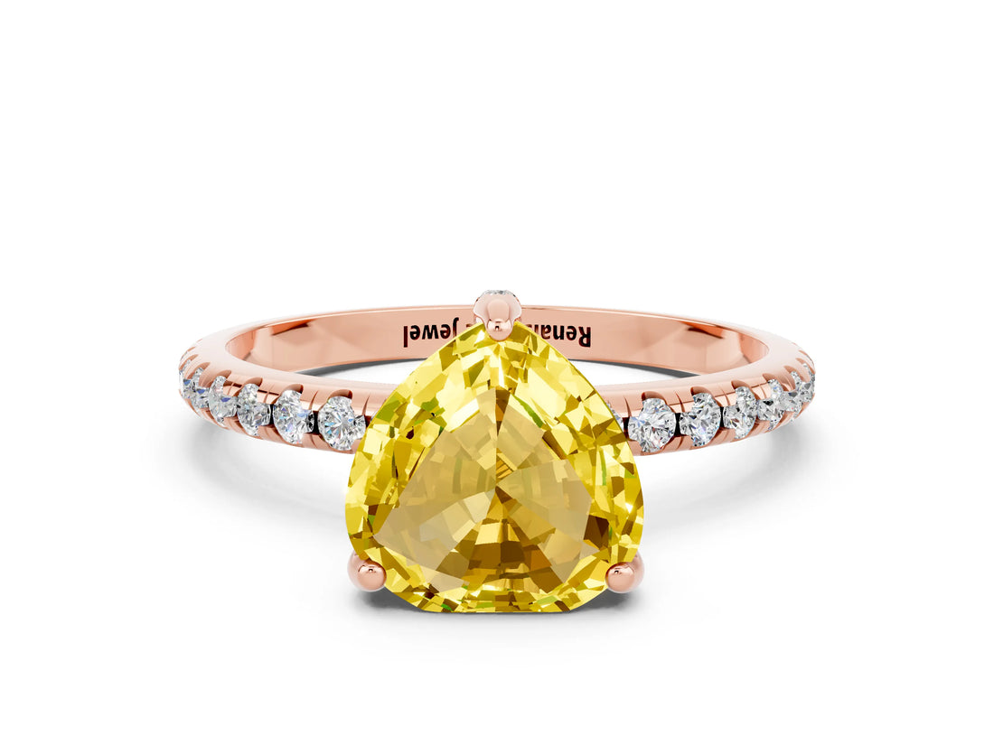 Rose gold Heart Cut Diamond Solitaire Ring with Four-Prong Setting and Pavé Band
