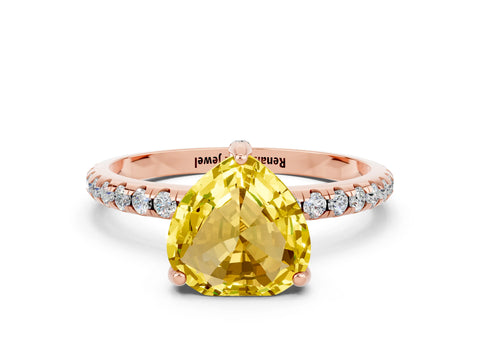 Rose gold Heart Cut Diamond Solitaire Ring with Four-Prong Setting and Pavé Band