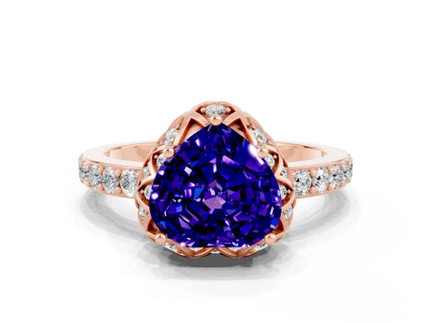 Rose gold Heart Cut Diamond Solitaire Ring with Shared Prong Pavé Band