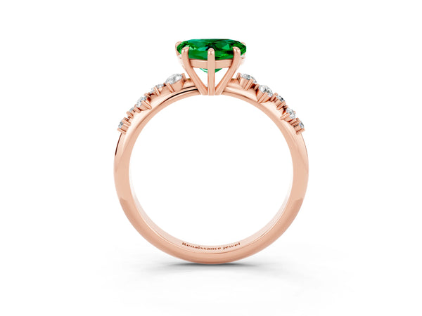 Rose gold Heart Cut Emerald Cluster Side Stone Solitaire Ring with Prong Setting