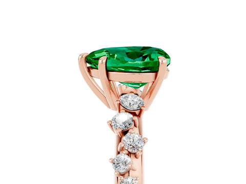 Rose gold Heart Cut Emerald Cluster Side Stone Solitaire Ring with Prong Setting_63