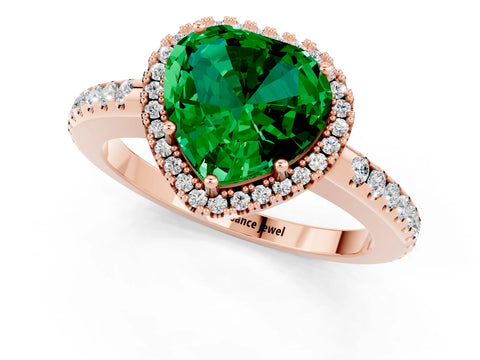 Rose gold Heart Cut Emerald Pavé Halo Ring with Four-Prong Setting_13
