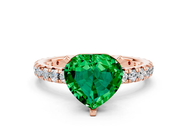 Rose gold Heart Cut Emerald Pavé Solitaire Ring with Round Band and Prong Setting
