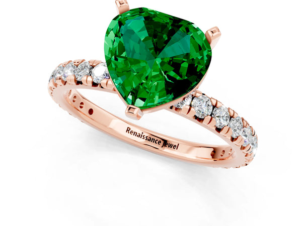 Rose gold Heart Cut Emerald Pavé Solitaire Ring with Round Band and Prong Setting