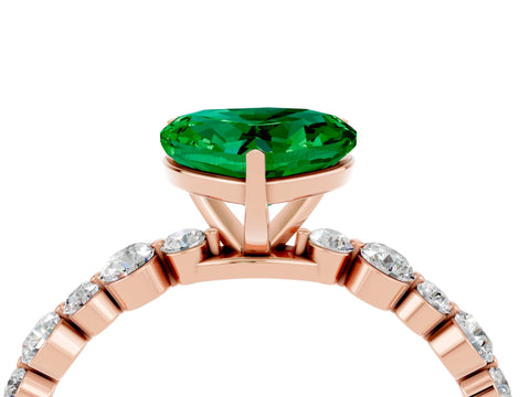 Rose gold Heart Cut Emerald Prong Set Engagement Ring with Pavé Band_4