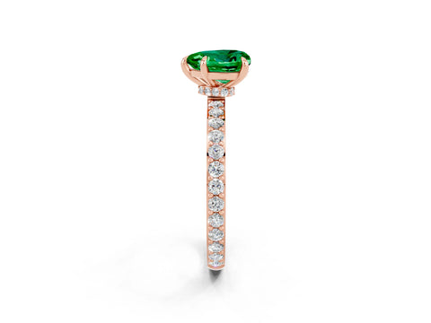 Rose gold Heart Cut Emerald Ring with Pavé Band and Four-Prong Setting_2