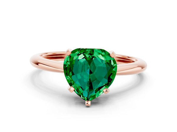 Rose gold Heart Cut Emerald Solitaire Engagement Ring with Classic Band and Four-Prong Setting