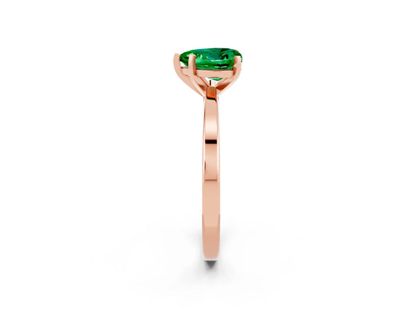 Rose gold Heart Cut Emerald Solitaire Engagement Ring with Classic Band and Four-Prong Setting