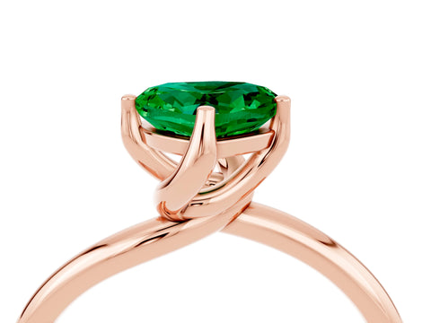 Rose gold Heart Cut Emerald Solitaire Engagement Ring with Four-Prong Setting and Classic Band_16