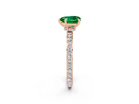 Rose gold Heart Cut Emerald Solitaire Engagement Ring with Pavé Band and Four-Prong Setting_2