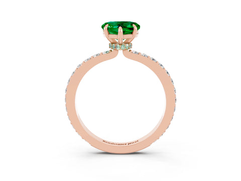 Rose gold Heart Cut Emerald Solitaire Engagement Ring with Pavé Band and Four-Prong Setting_3