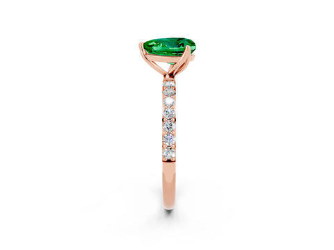 Rose gold Heart Cut Emerald Solitaire Engagement Ring with Pavé Band and Prong Setting_2