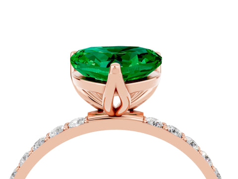 Rose gold Heart Cut Emerald Solitaire Engagement Ring with Pavé Band and Prong Setting_4