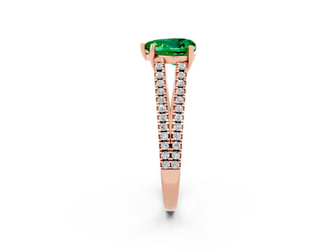 Rose gold Heart Cut Emerald Solitaire Engagement Ring with Split Shank Pavé Band_2