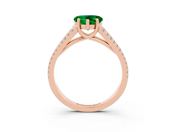 Rose gold Heart Cut Emerald Solitaire Engagement Ring with Split Shank Pavé Band