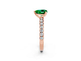Rose gold Heart Cut Emerald Solitaire Pavé Engagement Ring with Round Band and Prong Setting_14