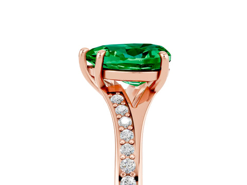 Rose gold Heart Cut Emerald Solitaire Ring with Pavé Band and Prong Setting_17