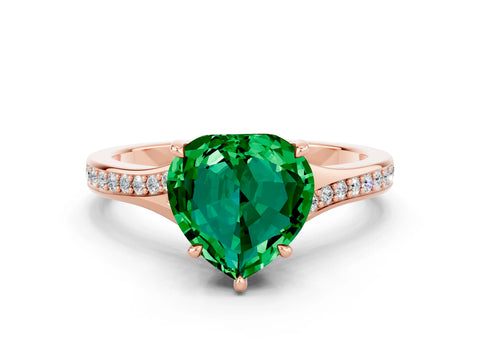 Rose gold Heart Cut Emerald Solitaire Ring with Pavé Band and Prong Setting