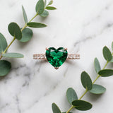 Rose gold Heart Cut Emerald Solitaire Ring with Round  Pavé Band and Four-Prong Setting_45