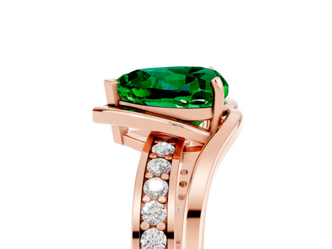 Rose gold Heart Cut Emerald Solitaire Ring with Split Shank and Prong Setting_5