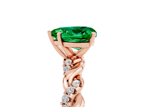 Rose gold Heart Cut Emerald Solitaire Ring with Twisted Band and Pavé Accents_5