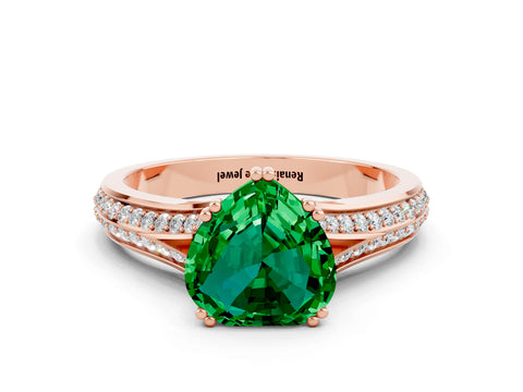 Rose gold Heart Cut Emerald Split Shank Engagement Ring with Pavé Band