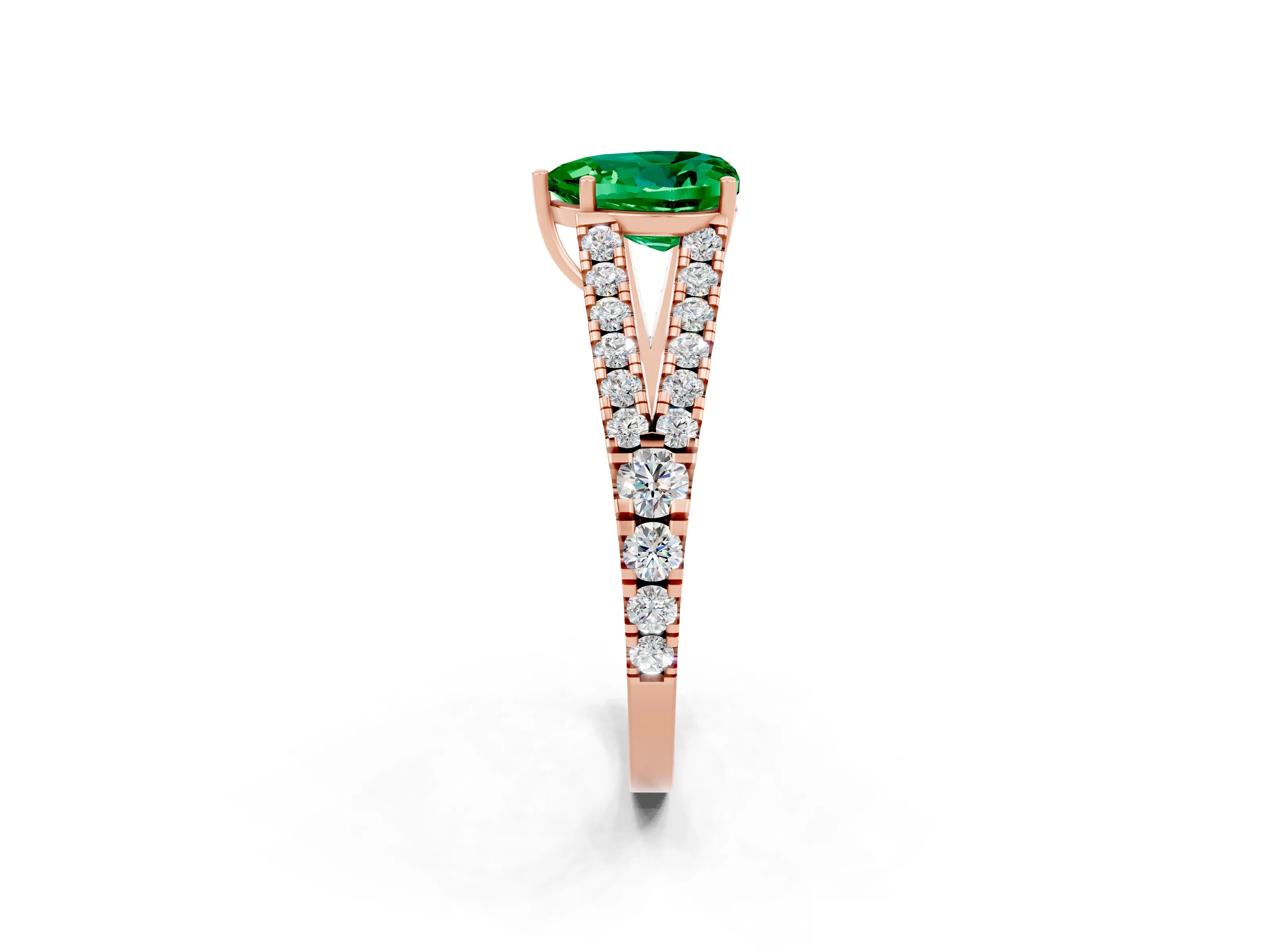Rose gold Heart Cut Emerald Split Shank Pavé Engagement Ring with Four-Prong Setting_14