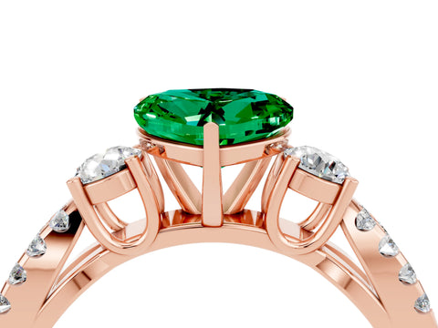Rose gold Heart Cut Emerald Three-Stone Ring with Pavé Split Shank and Four-Prong Setting_4