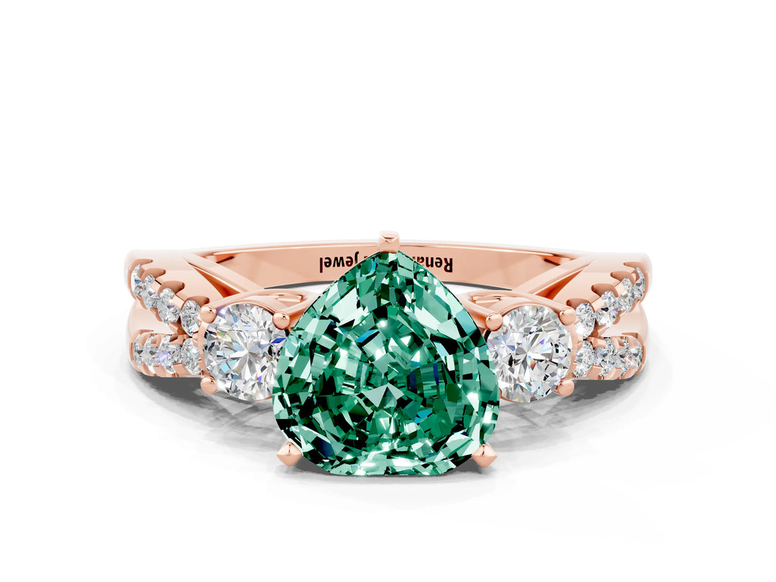 Rose gold Heart Cut Green Sapphire Three-Stone Ring with Pavé Split Shank and Four-Prong Setting