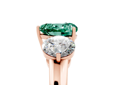 Rose gold Heart Cut Green Sapphire Three-Stone Ring with Prong Setting and Classic Band_5