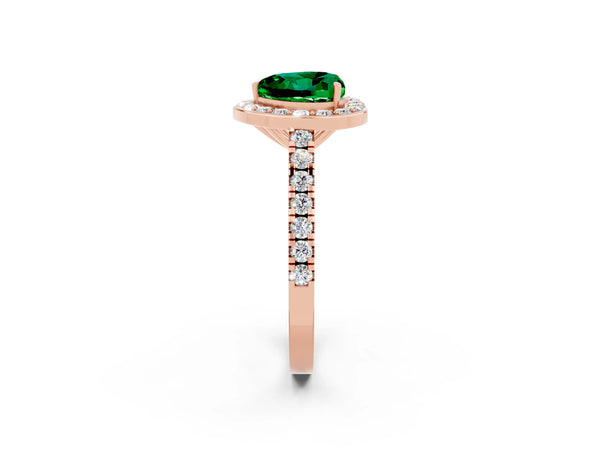 Rose gold Heart Cut Emerald Halo Ring with Round Pavé Split Shank and Prong Setting