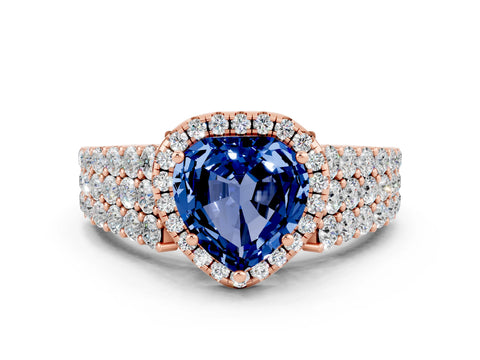 Rose gold Heart Cut Halo Pavé Diamond Engagement Ring with Split Shank and Four-Prong Setting