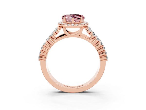 Rose gold Heart Cut Halo Pavé Diamond Engagement Ring with Split Shank and Four-Prong Setting