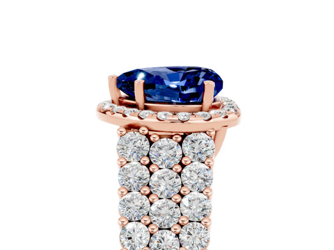 Rose gold Heart Cut Halo Pavé Diamond Engagement Ring with Split Shank and Four-Prong Setting_5