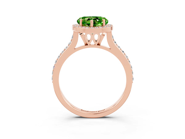 Rose gold Heart Cut Halo Round Diamond Pavé Band with Four-Prong Setting