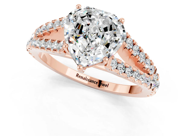 Rose gold Heart Cut Moissanite Split Shank Pavé Engagement Ring with Four-Prong Setting