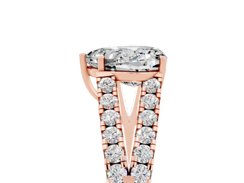 Rose gold Heart Cut Moissanite Split Shank Pavé Engagement Ring with Four-Prong Setting_17