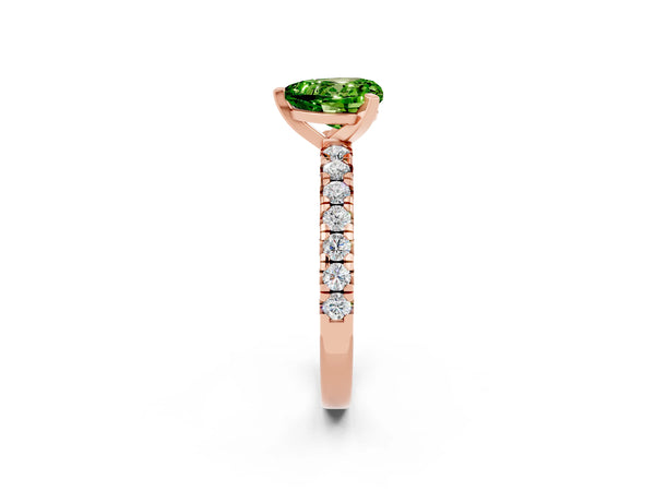Rose gold Heart Cut Peridot Solitaire Pavé Engagement Ring with Round Band and Prong Setting