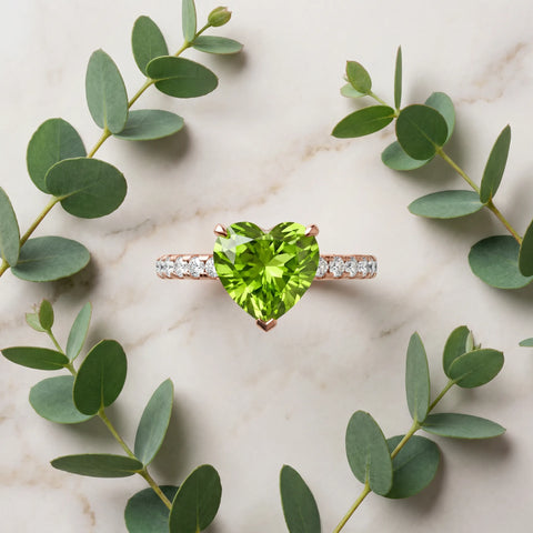 Rose gold Heart Cut Peridot Solitaire Ring with Round  Pavé Band and Four-Prong Setting_45
