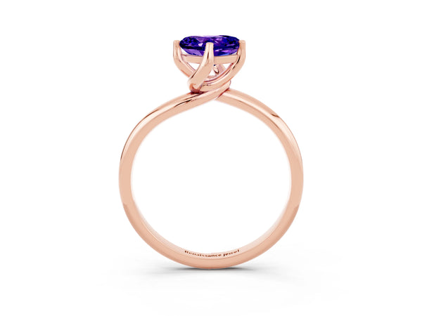 Rose gold Heart Cut Tanzanite Solitaire Engagement Ring with Four-Prong Setting and Classic Band